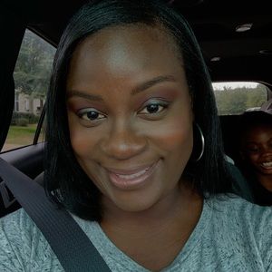 Meet your Posher, Tiffany